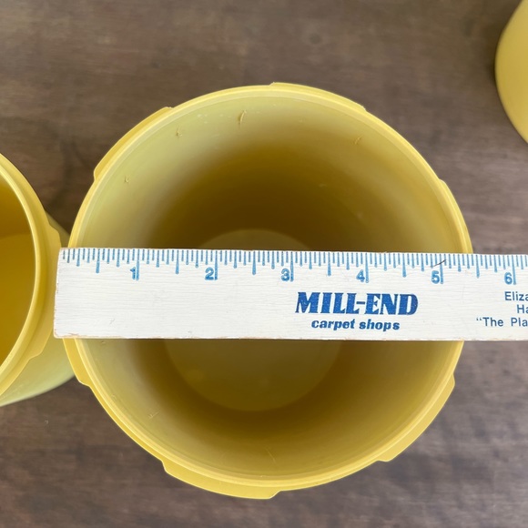 Tupperware Servalier Nesting Canister Set~Harvest Gold~ Set of 3 With Lids - Picture 8 of 10